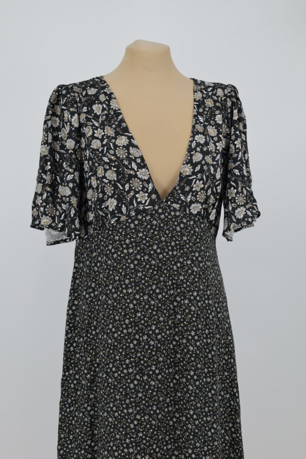 Sukienka PULL&BEAR L - obrazek 5