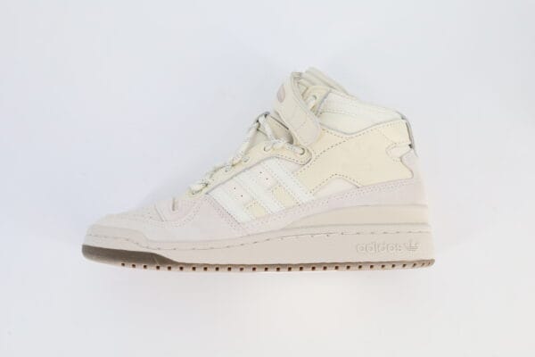 Buty adidas do kostki x IVY PARK Forum Mid 38 1/2 but z boku