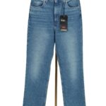 Klasyczne sponie Levis damskie z prostą nogawką Levi's 70s High Straight przód.